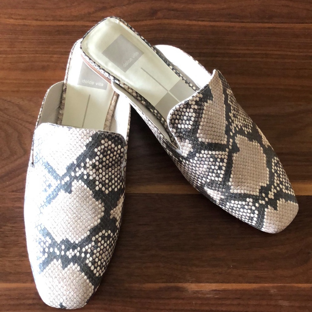 Dolce Vita mules